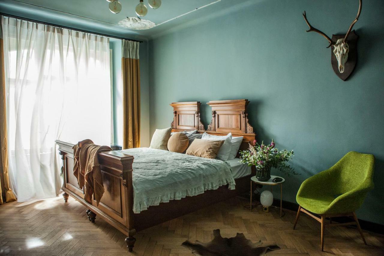 The Emerald Apartment Prague