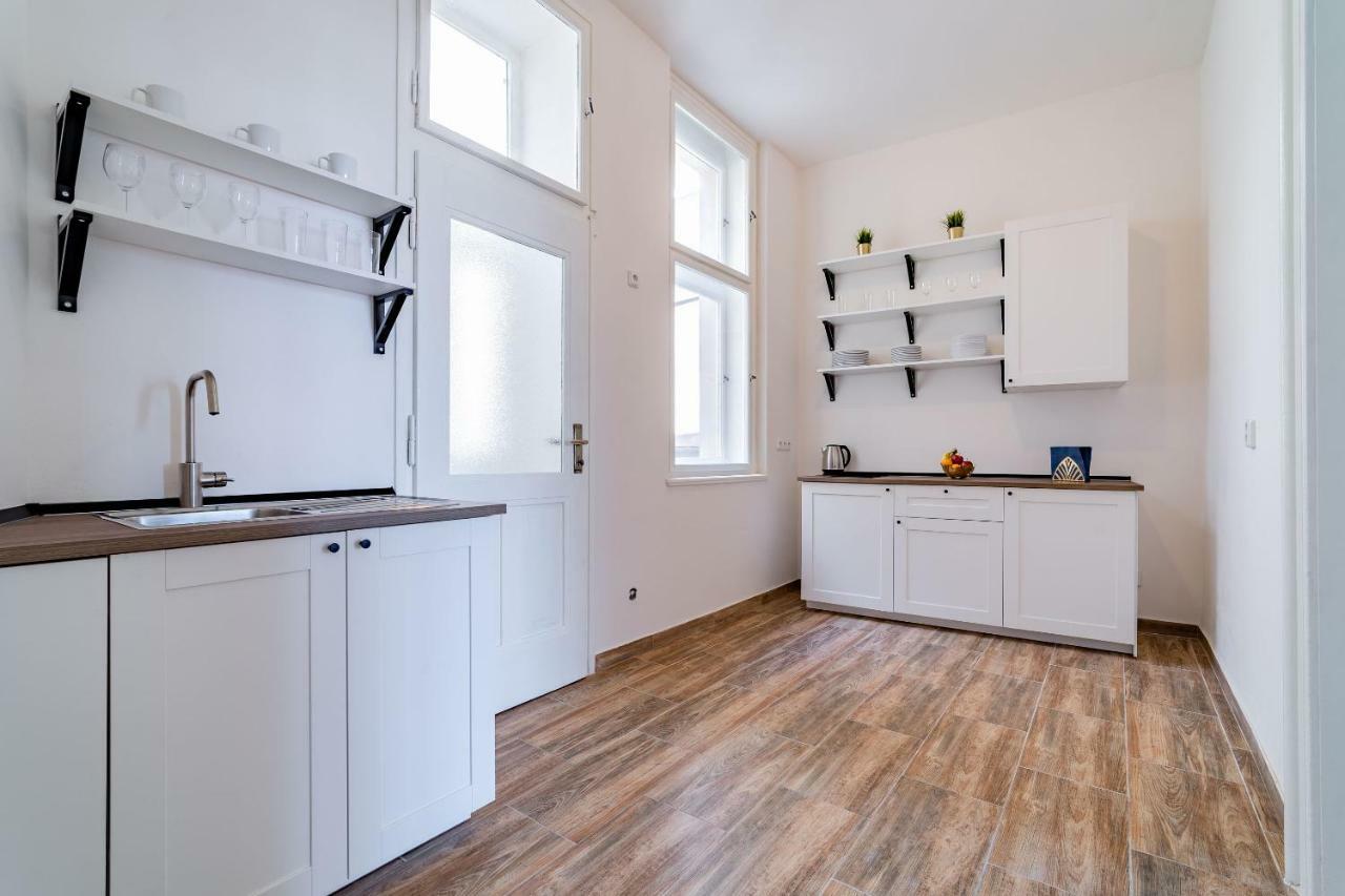 Avantguard Apartment