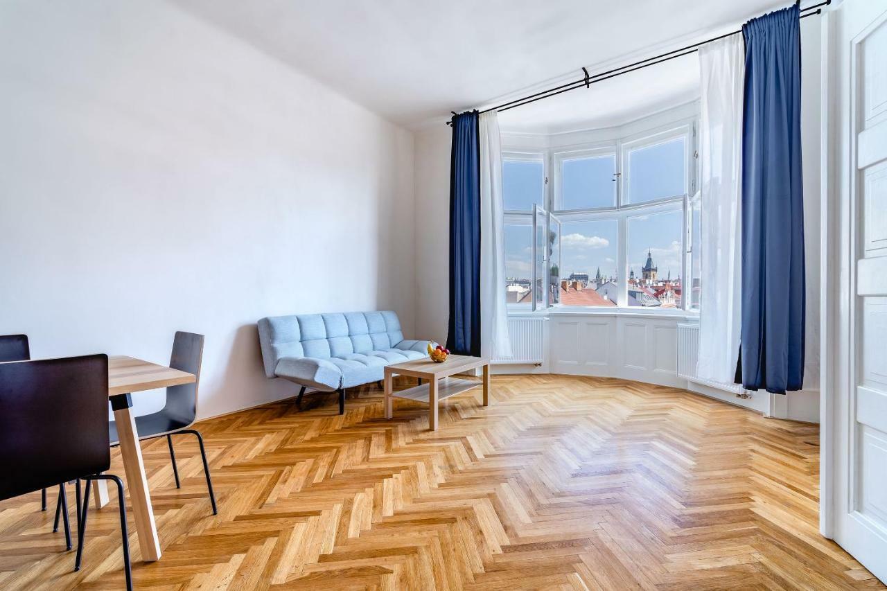 Avantguard Apartment