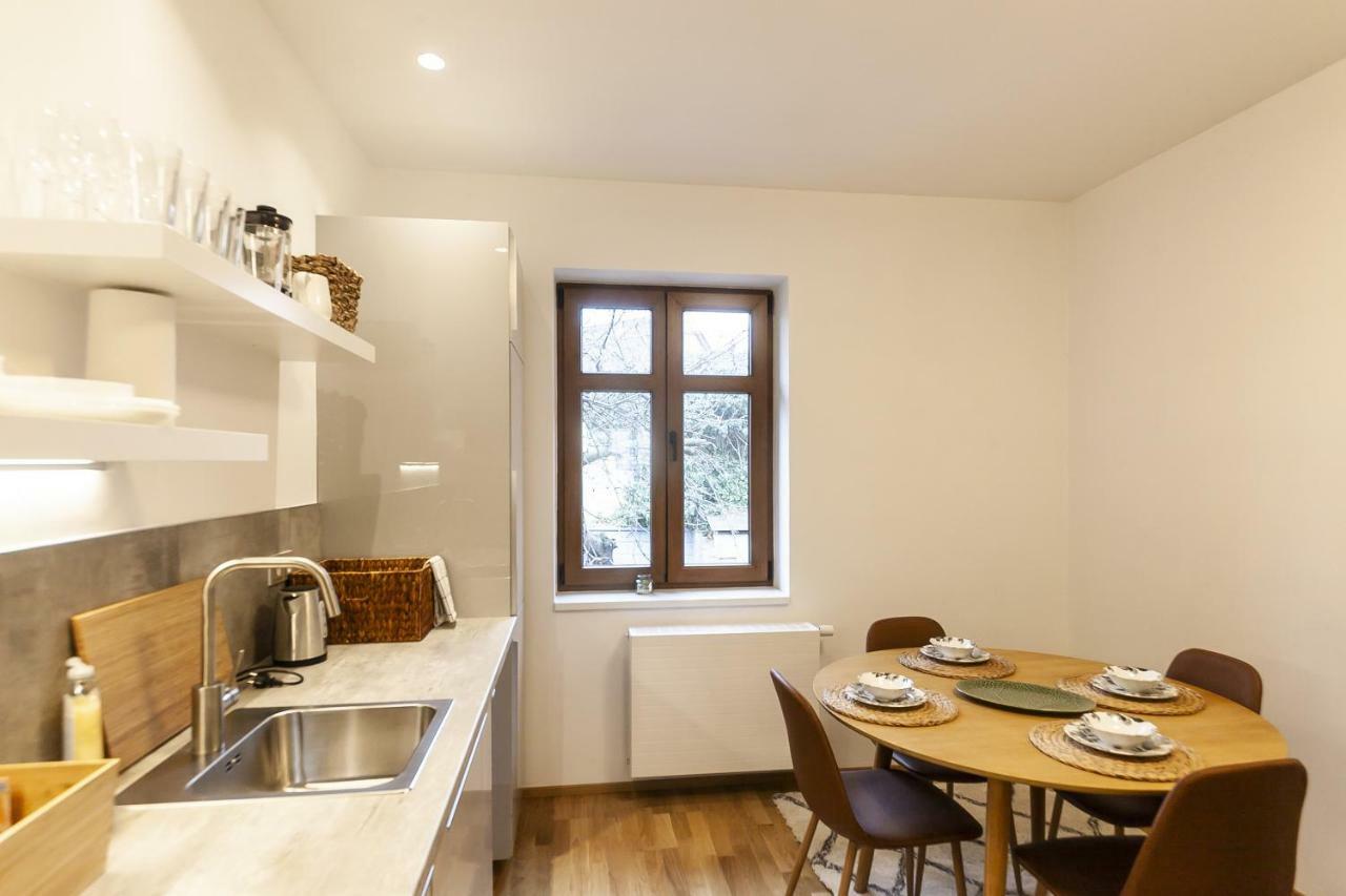 Expat House * Prague