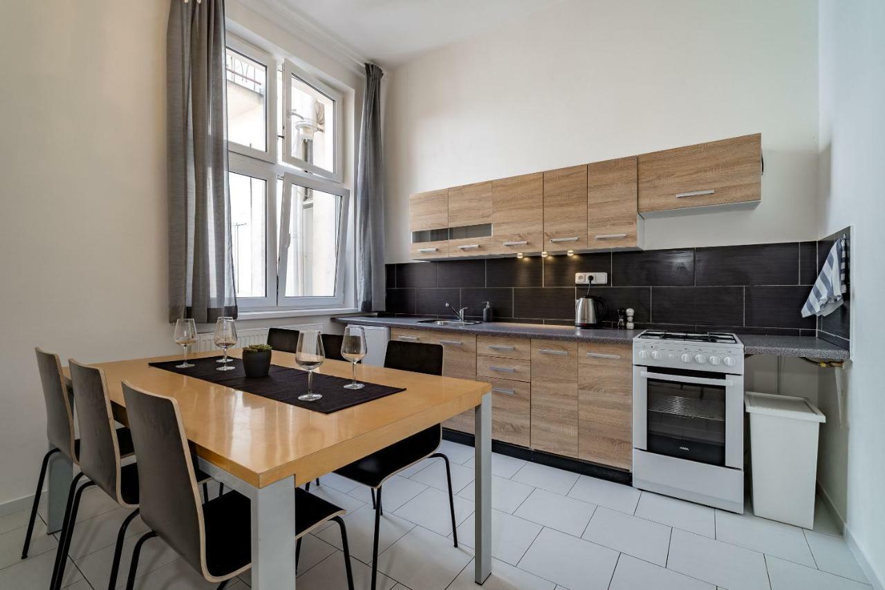 Apartment Avantguard *