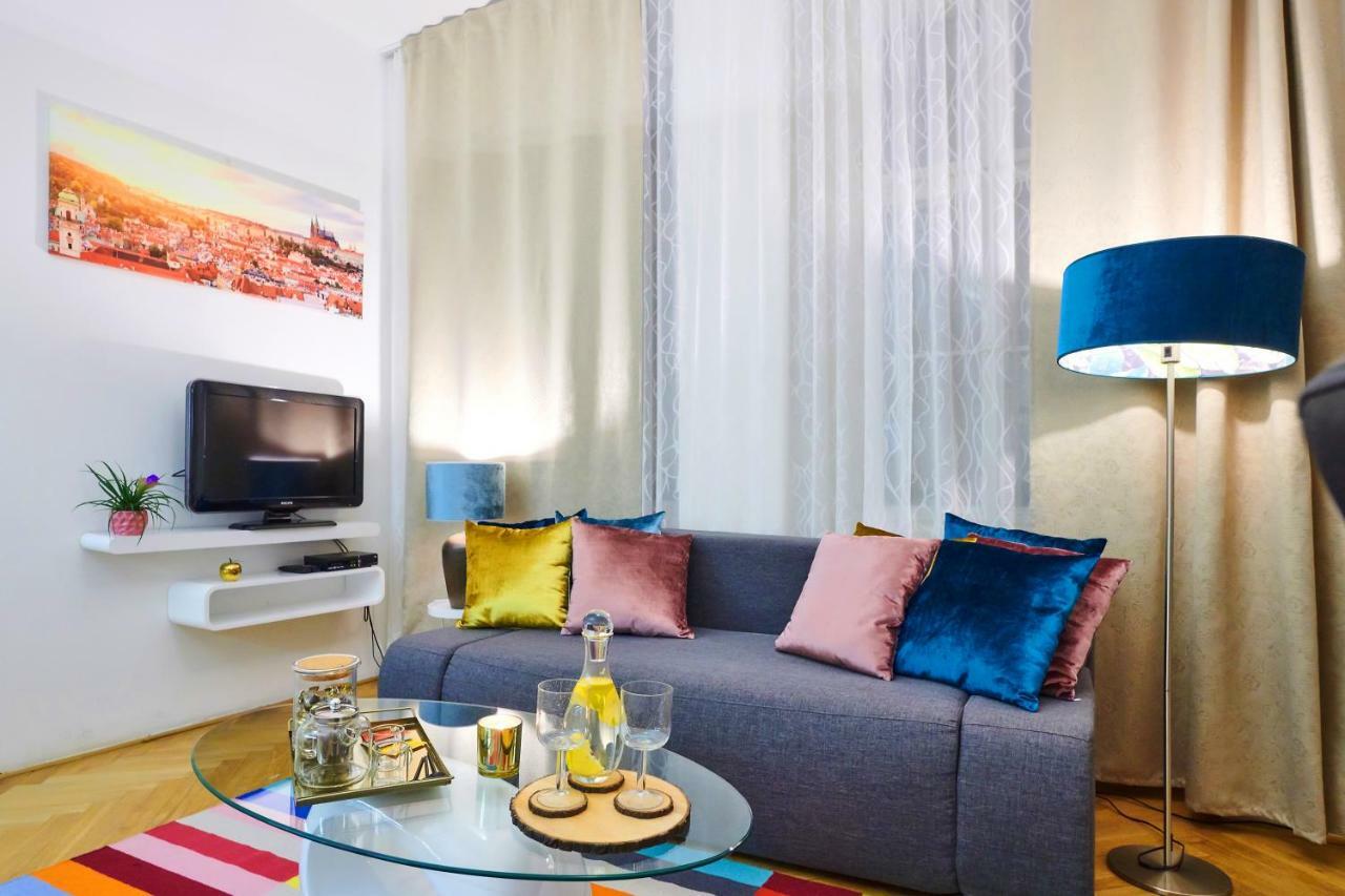 Royal Route Apartamento