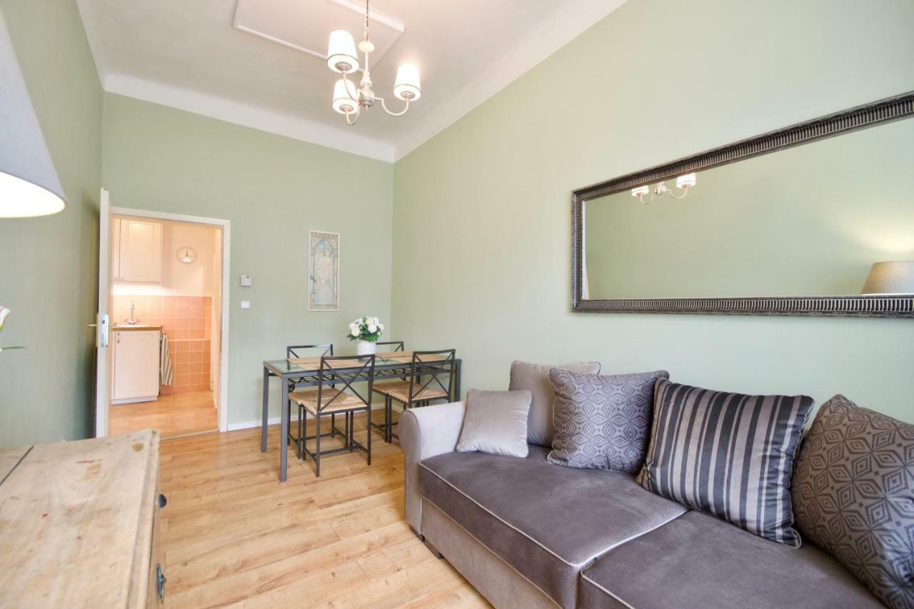 Apartment Your Sekaninova Prague