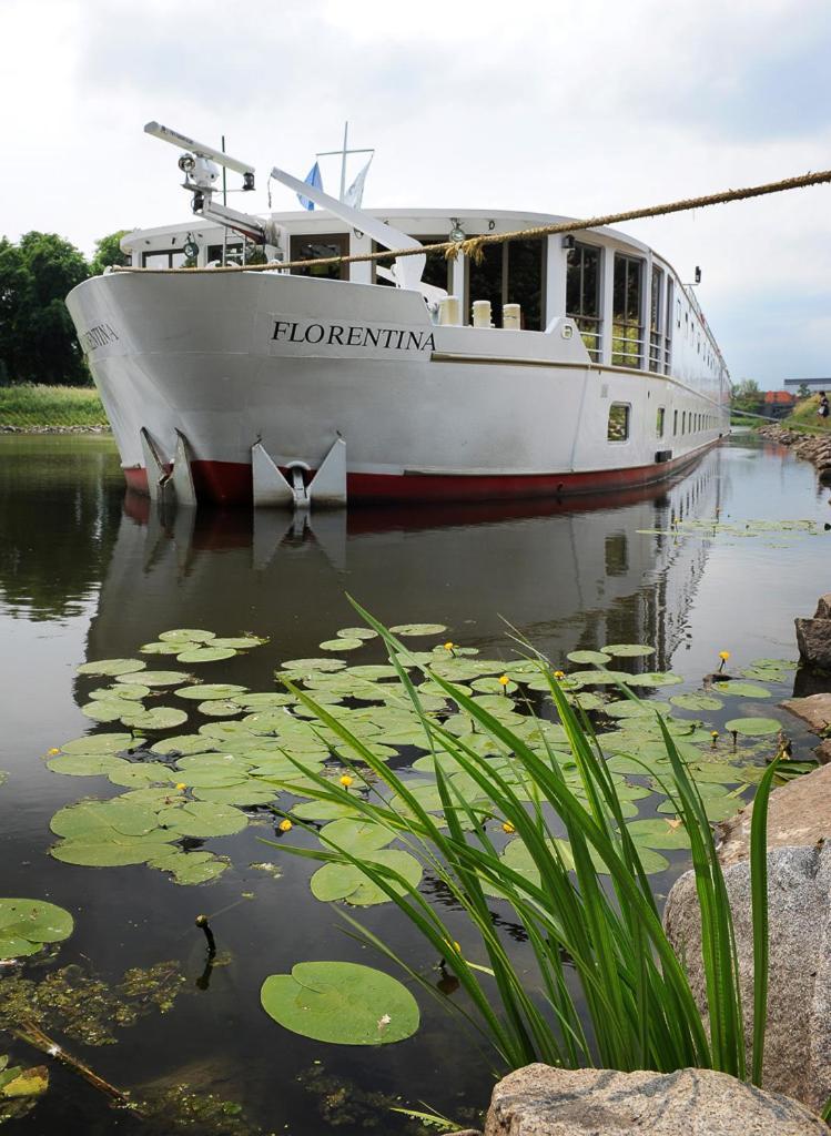 Florentina Boat Botel 3*
