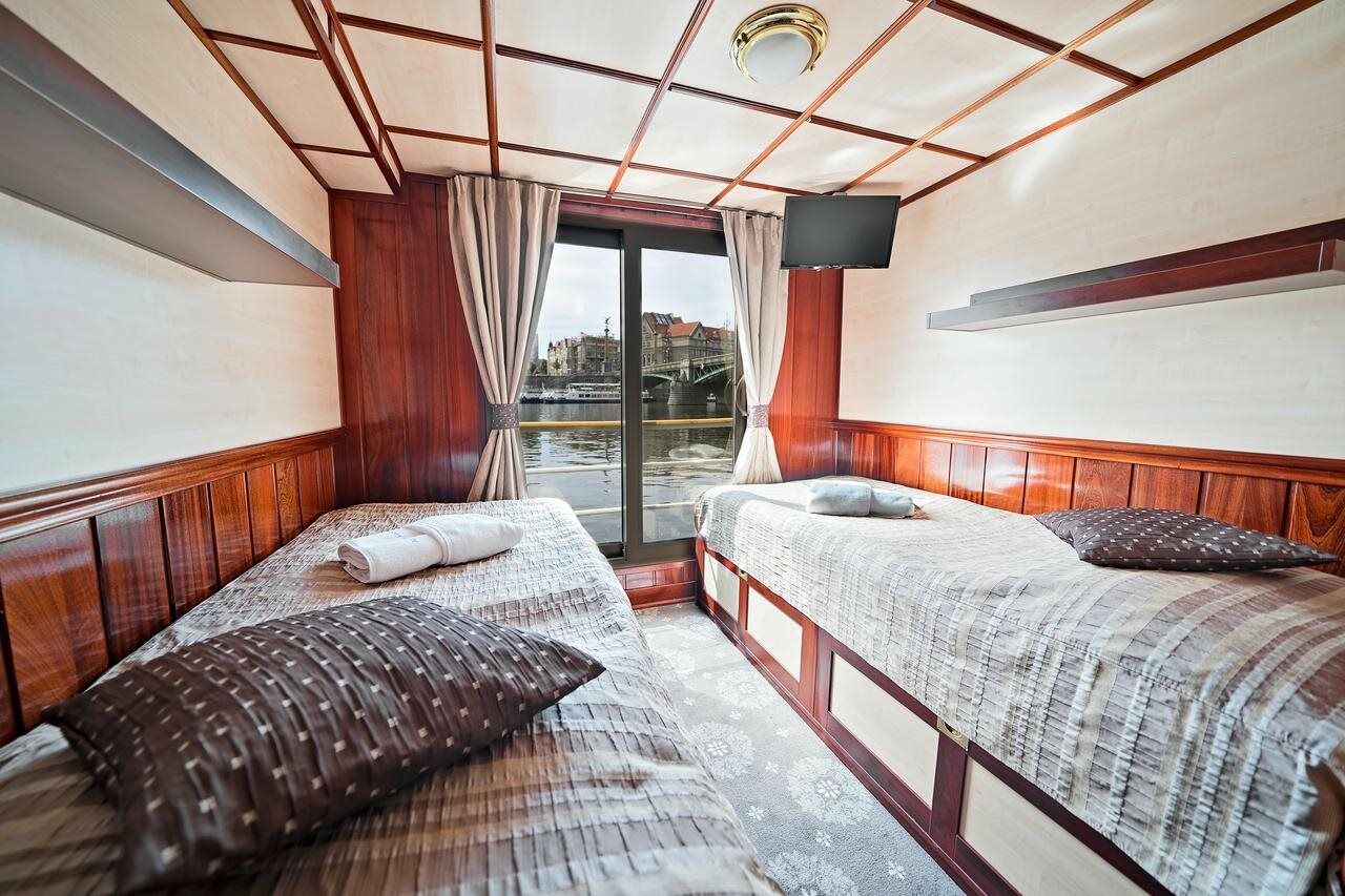 Florentina Boat 3* Prague