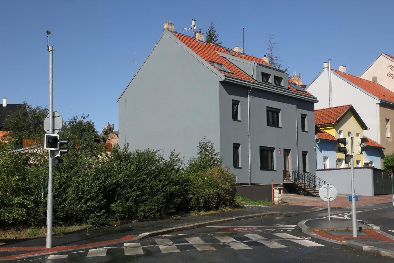 Expat House * Prague