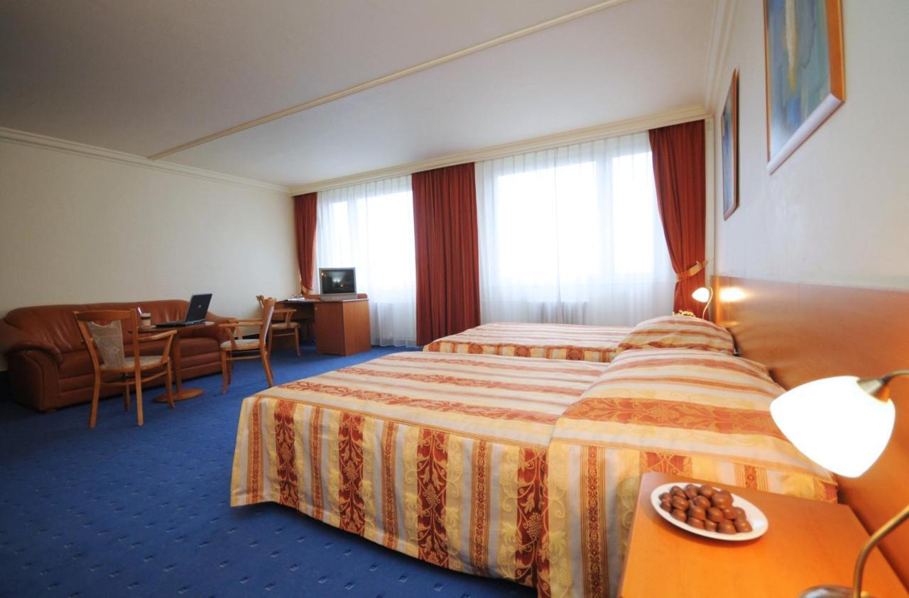 Top Hotel Praha Hotel 4*