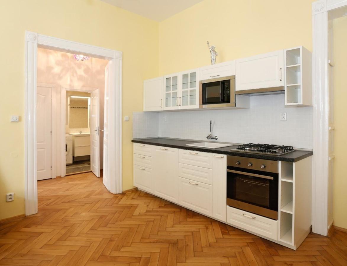 Near The Charles Bridge Appartement