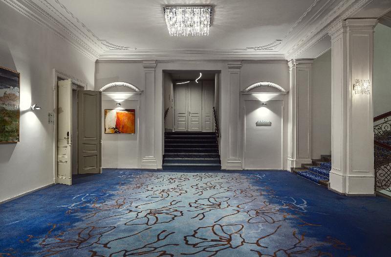 Hotel Kings Court 5*