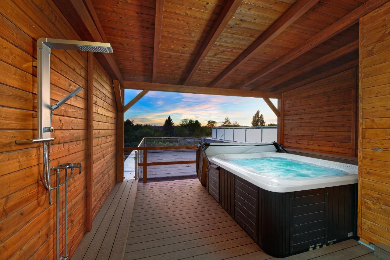 Aura Design&garden Pool 3*