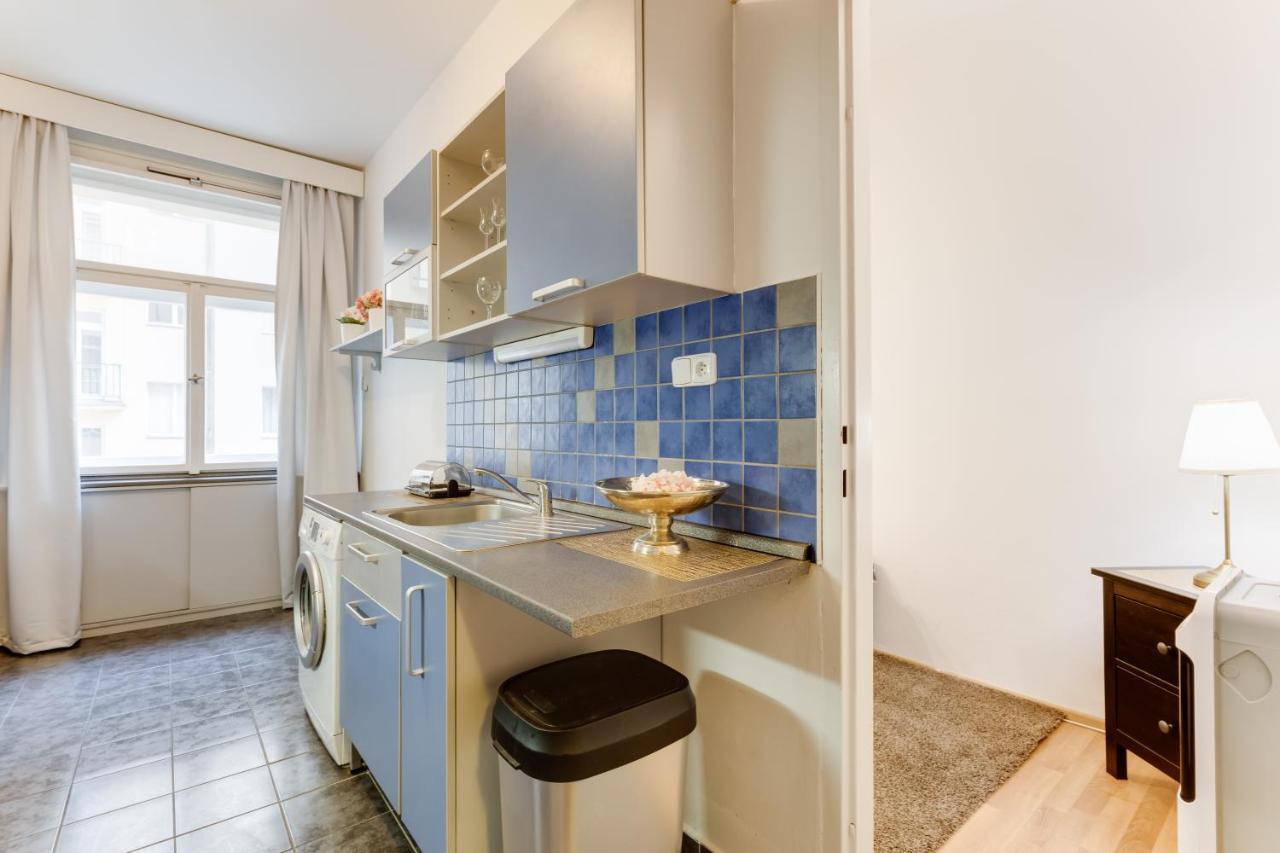 Exclusive Riverside In The Heart Of * Prague