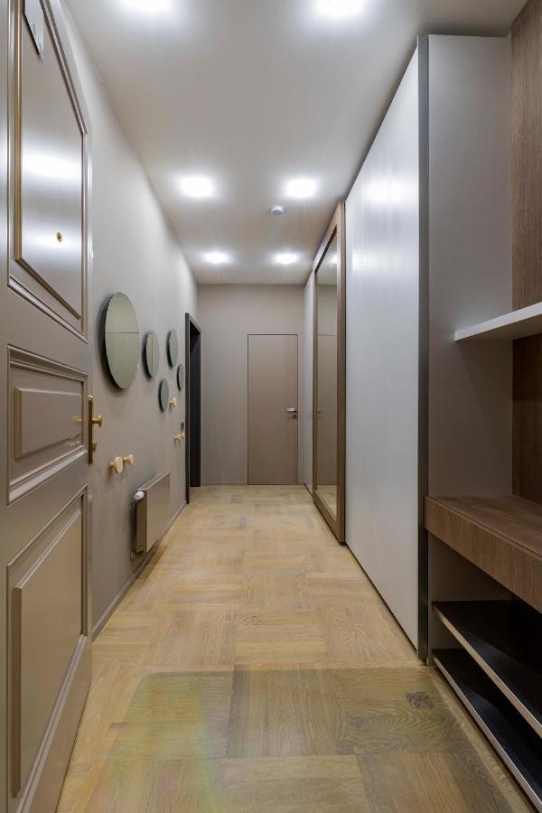 New Luxury Apt With Ac&parking In The Center Of Apartment Prag