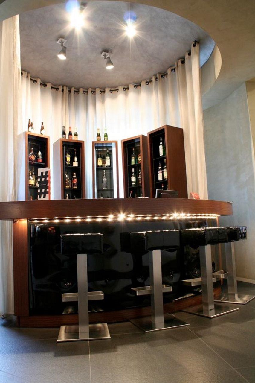 Hotel 987 Design