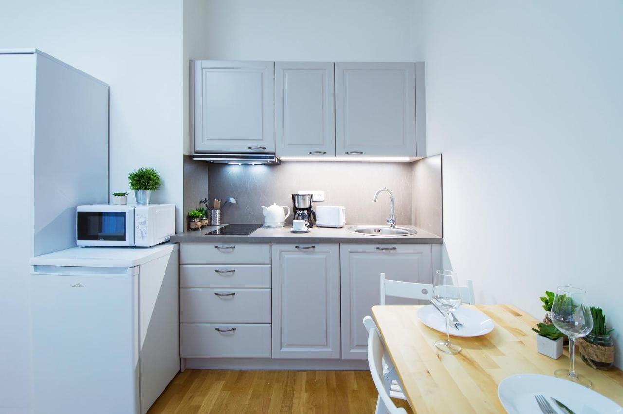 Apartment Modern Pricna 4 *
