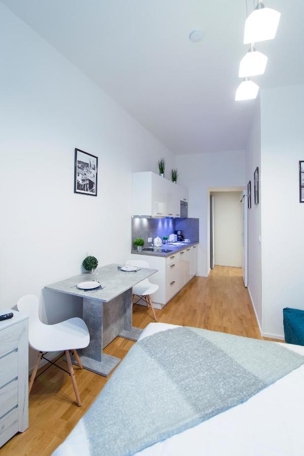 Modern Pricna 4 Apartment