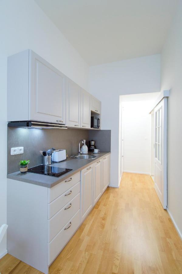 Apartment Modern Pricna 4 *
