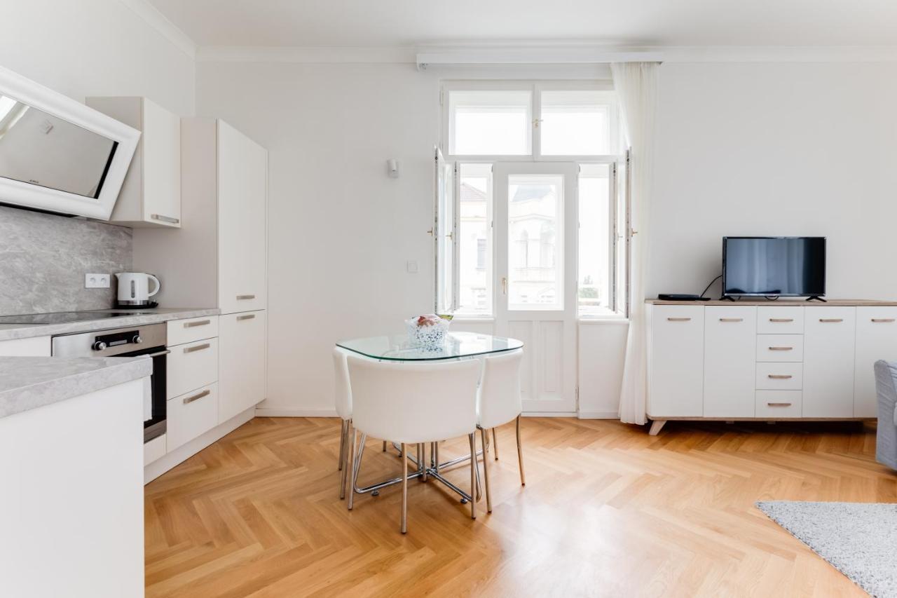 Apartment Friendly In Prague