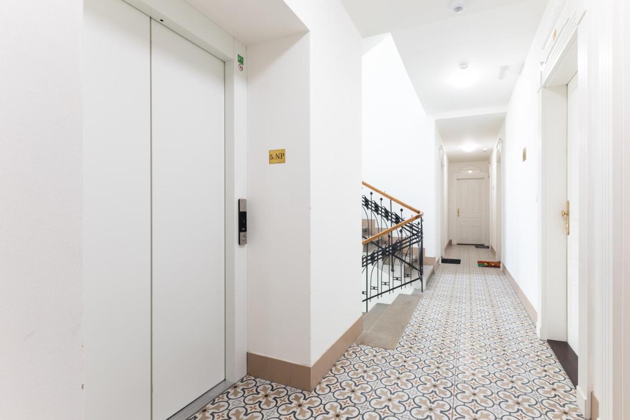 Apartment Friendly In