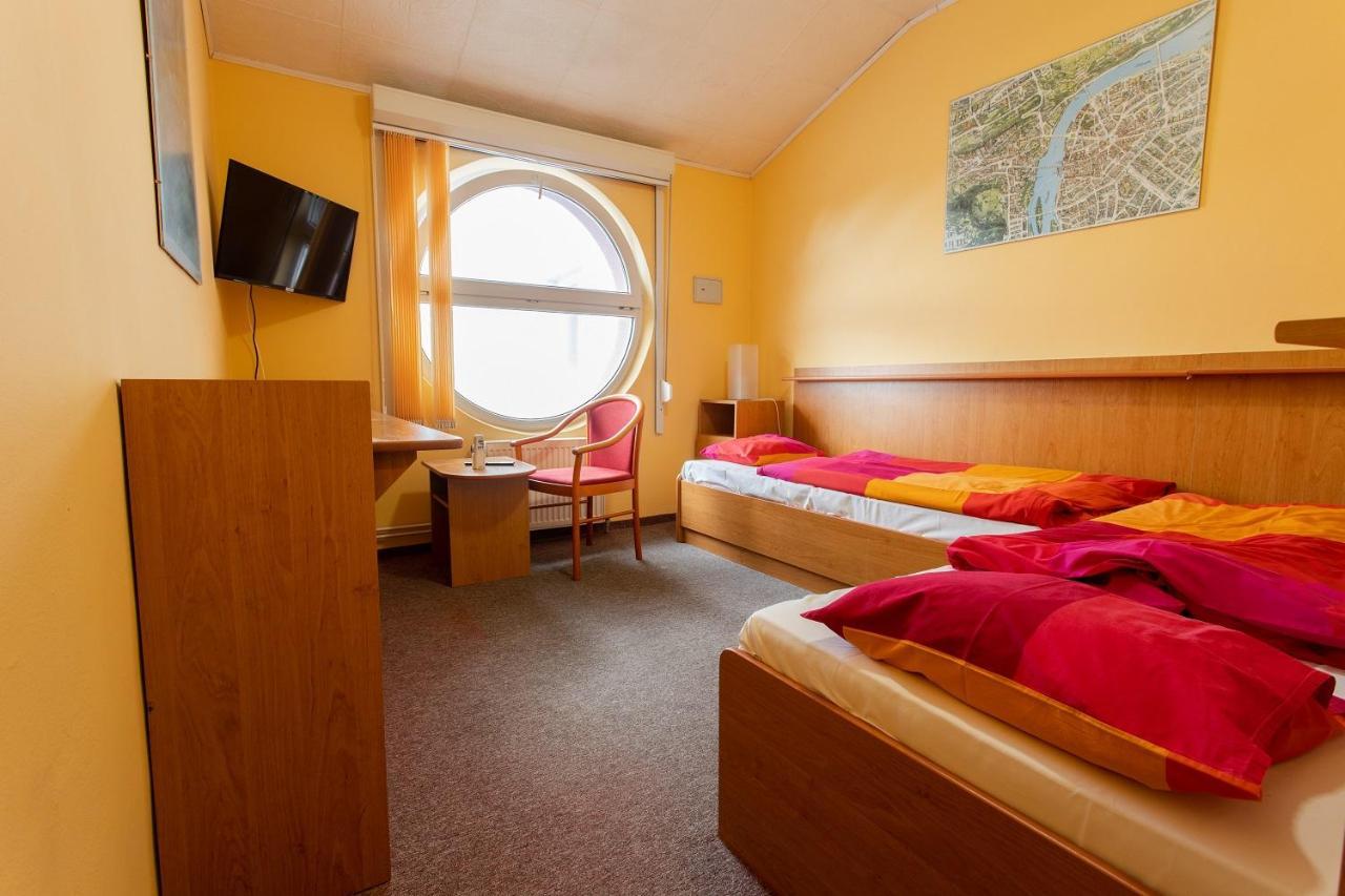 Skolicka Otel 2*