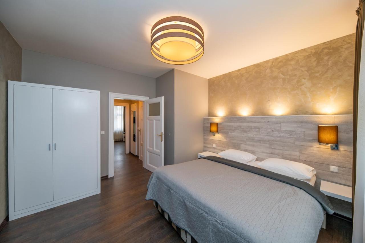 Apartment Emporio