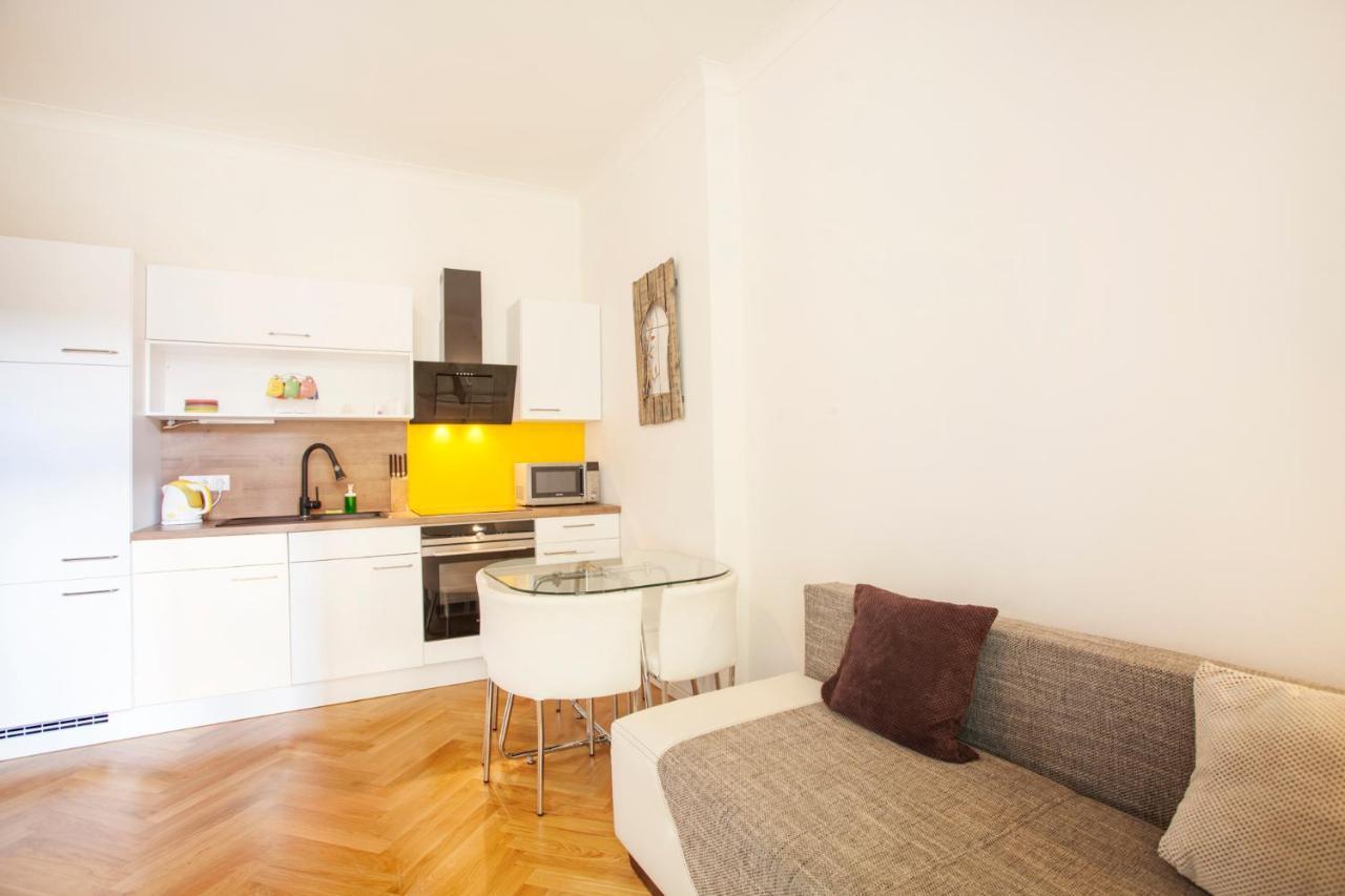 Apartment Friendly In Prague