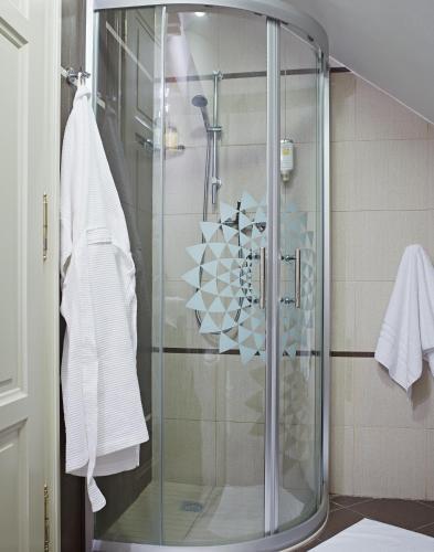 Almandine 4* Prague
