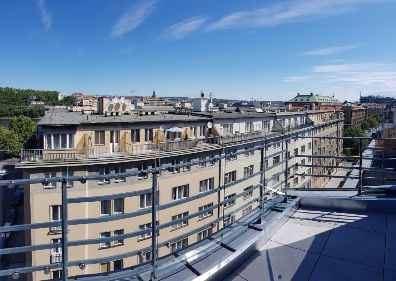 Hotel Clement