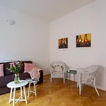 Homey Flat In Vinohrady By Prague Days