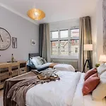 Apt In Prague Charles Bridge 1Km By Michal&Friends