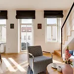 Andel Design Duplex, Ac, Garage