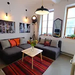 Pawlansky Apartments