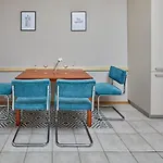 Prague Days - Modern Apt W Retro Elements - New Town