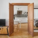 Prague Days - Lavish Apartment In The Old Town - Balcony