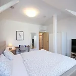 Prague Expat House II