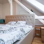 Prague Expat House II