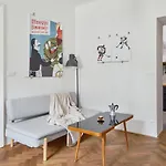 Artsy Flat Near Wenceslas Square By Prague Days
