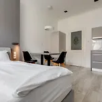 Lampi Aparthotel Prague