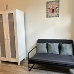 Cute Apartment In The City Center!!