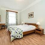 Hotel Orion
