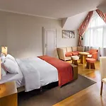 Mamaison Hotel Riverside Prague