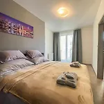 Apartments / 10 Min From Center / O2 Arena