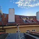 Magic Central Attic Apartment