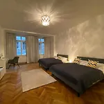 Wenceslas Square Big Apartment