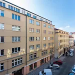 Crystal Apartment