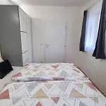 Cozy 1-Br Apt. Vt Near Wenceslas Sq.