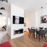 New Modern Apartment 5. Floor