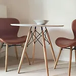 Quiet Boho Apartment Whit A Balkony Near The Center