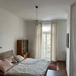Mama\'S Apartment In Letna