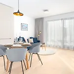 Prague Days - Premium Apartments - Balcony