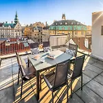 4 Arts Apartments By Adrez